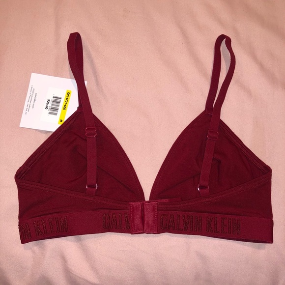 SOLD Calvin Klein red tonal triangle bralette - Picture 3 of 3